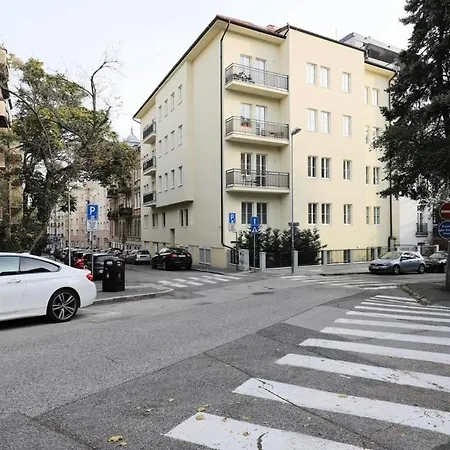 Апартаменты Lermont Old Town *