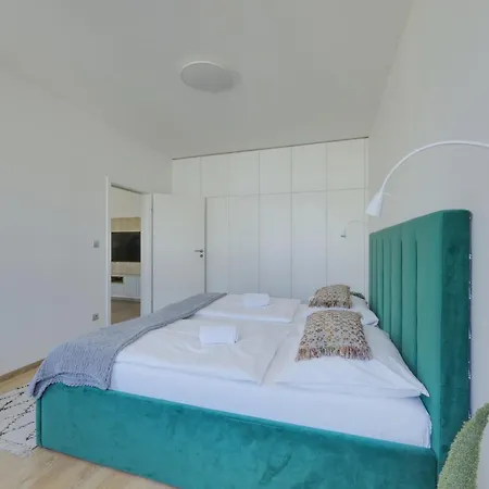 Lermont Old Town * Братислава